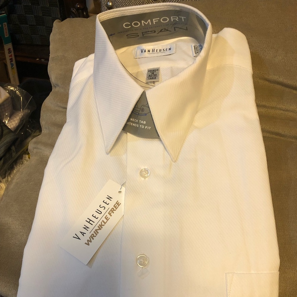 VAN HEUSEN Men’s dress shirt full sleeves Wrinkle free